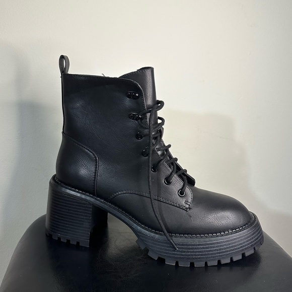 MIA Shoes - MIA Combat lace up boot